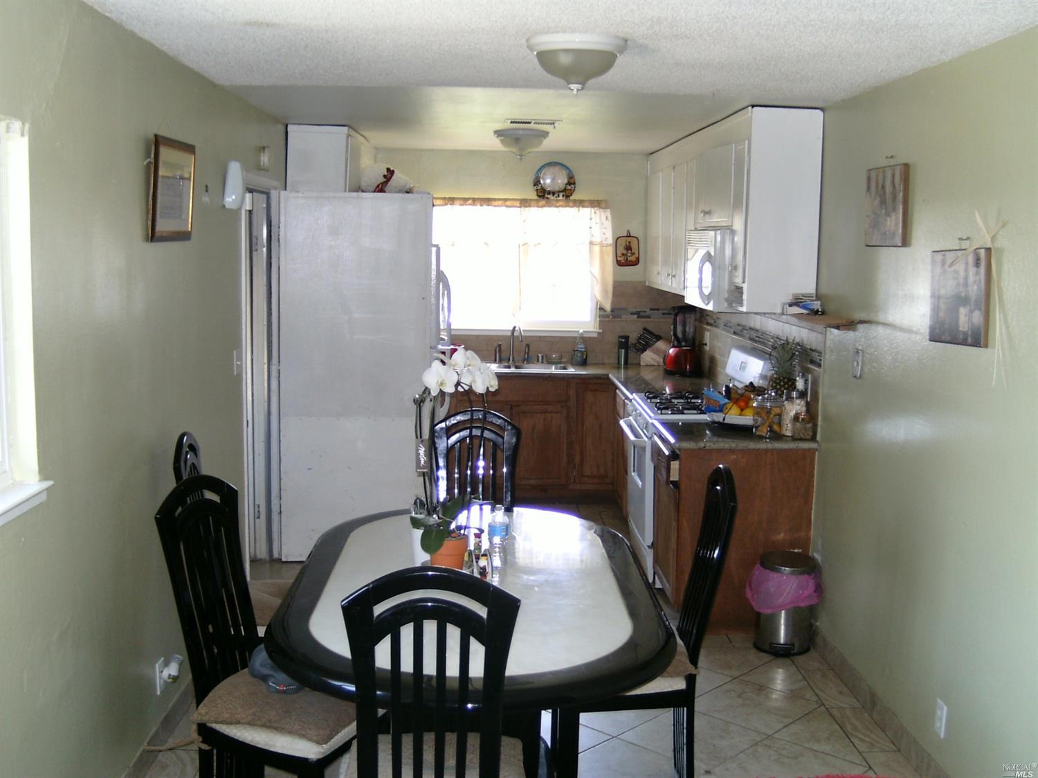 126 Violet Dr, Vallejo, CA 94589 photo 5
