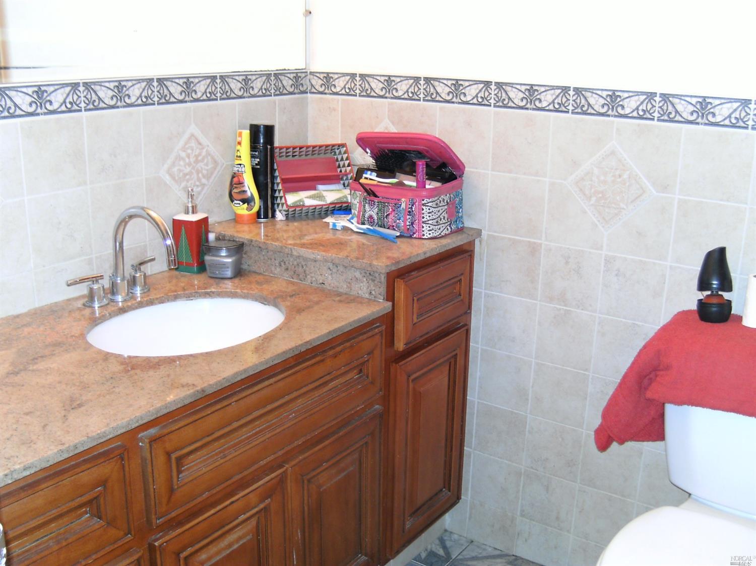 126 Violet Dr, Vallejo, CA 94589 photo 14