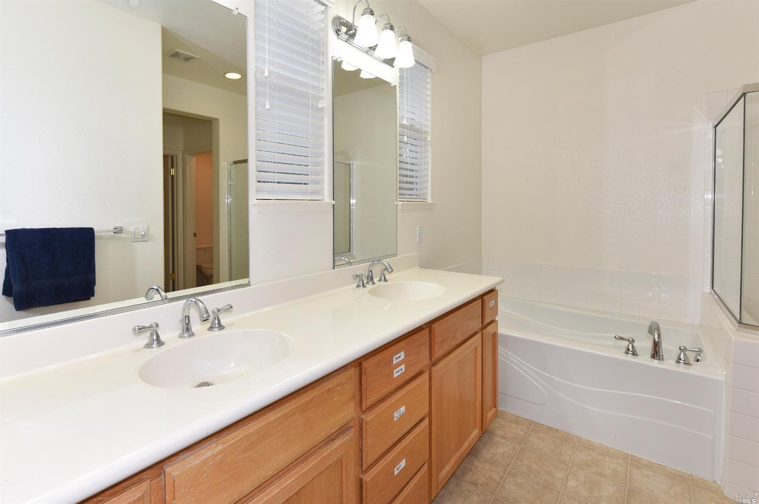 865 Citation Ct, Napa, CA 94559 photo 15