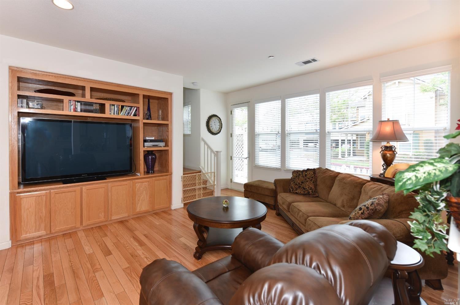 865 Citation Ct, Napa, CA 94559 photo 6