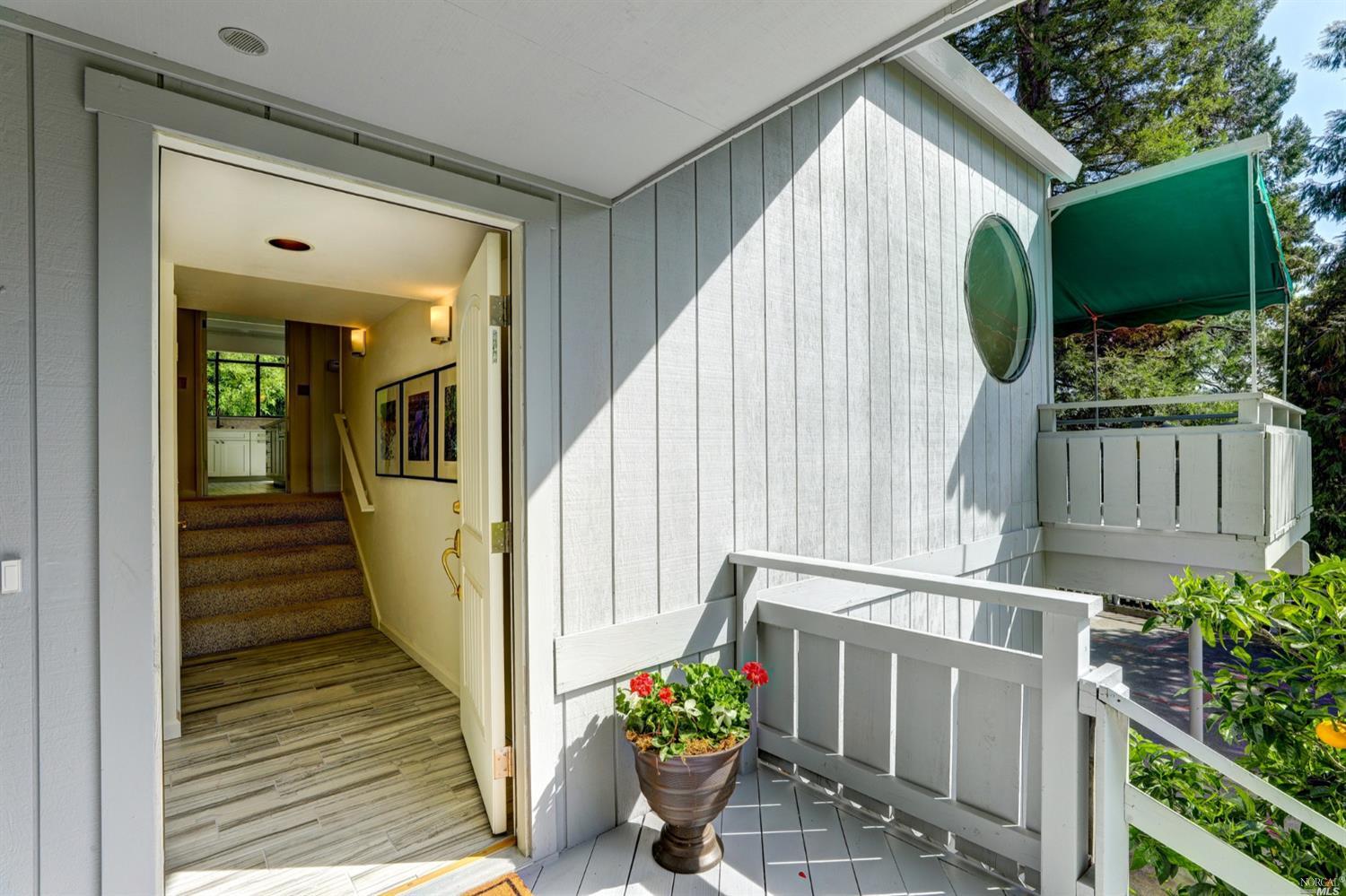 6 Berry Ln, Ross, CA 94957 photo 4