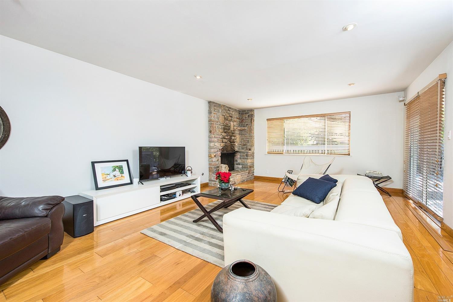 507 Montecito Blvd, Napa, CA 94559 photo 4