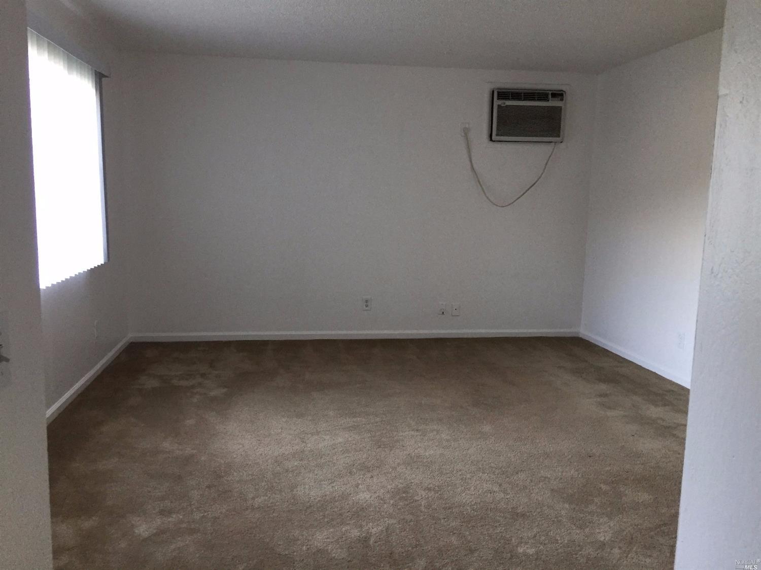 Undisclosed, Fairfield, CA 94533 photo 4