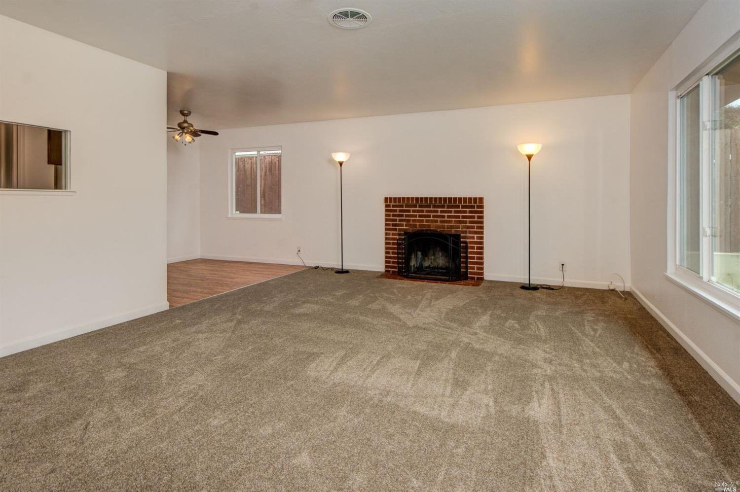 108 Bowman Dr, Vallejo, CA 94591 photo 2
