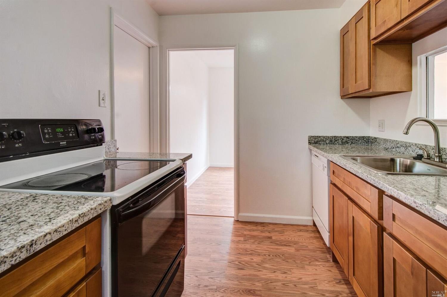 108 Bowman Dr, Vallejo, CA 94591 photo 8