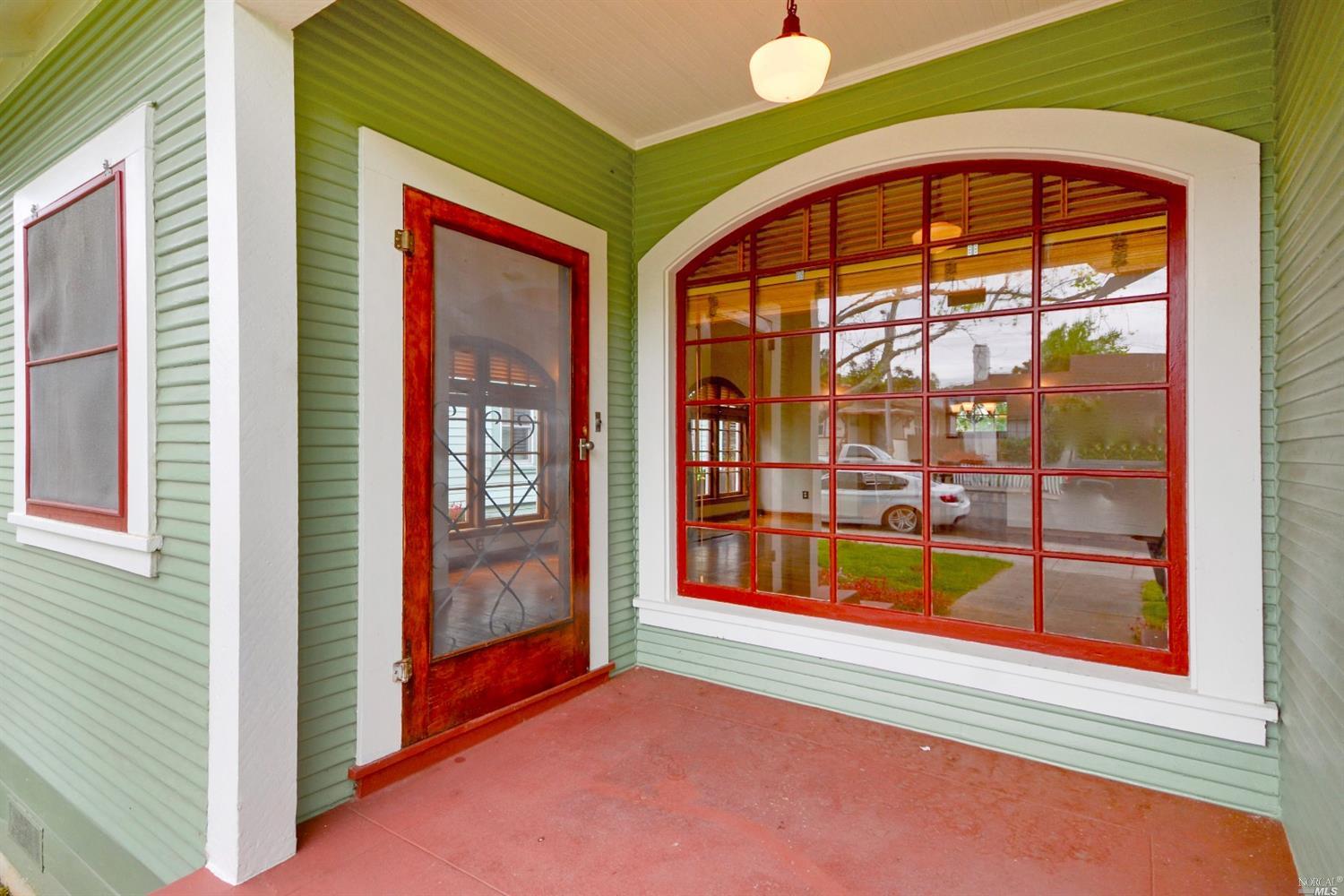 1014 Ohio St, Vallejo, CA 94590 photo 4
