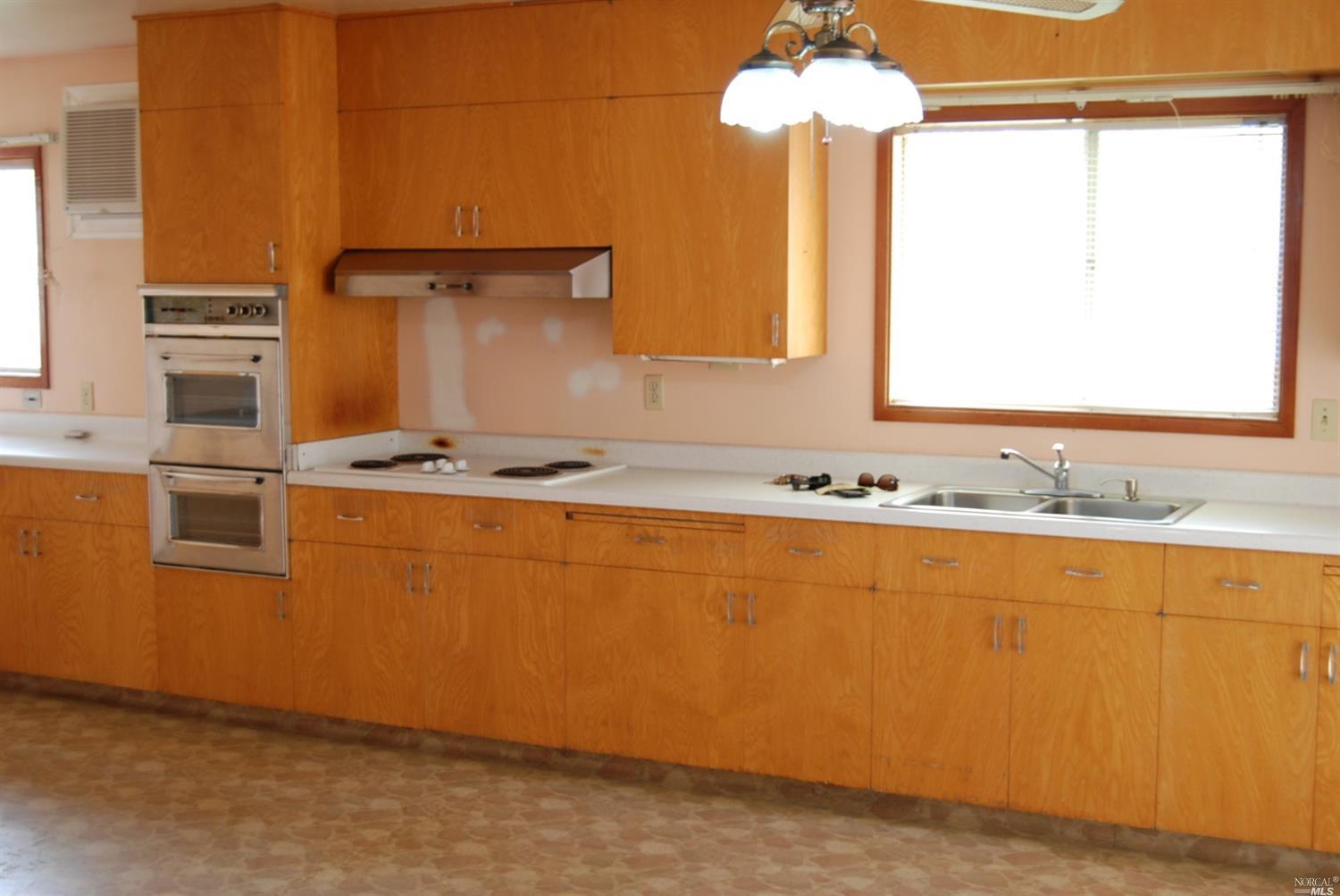 2525 Tennessee St, Vallejo, CA 94591 photo 8