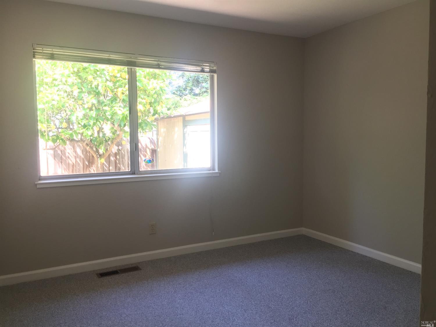 1195 Parkgreen Dr, Dixon, CA 95620 photo 23