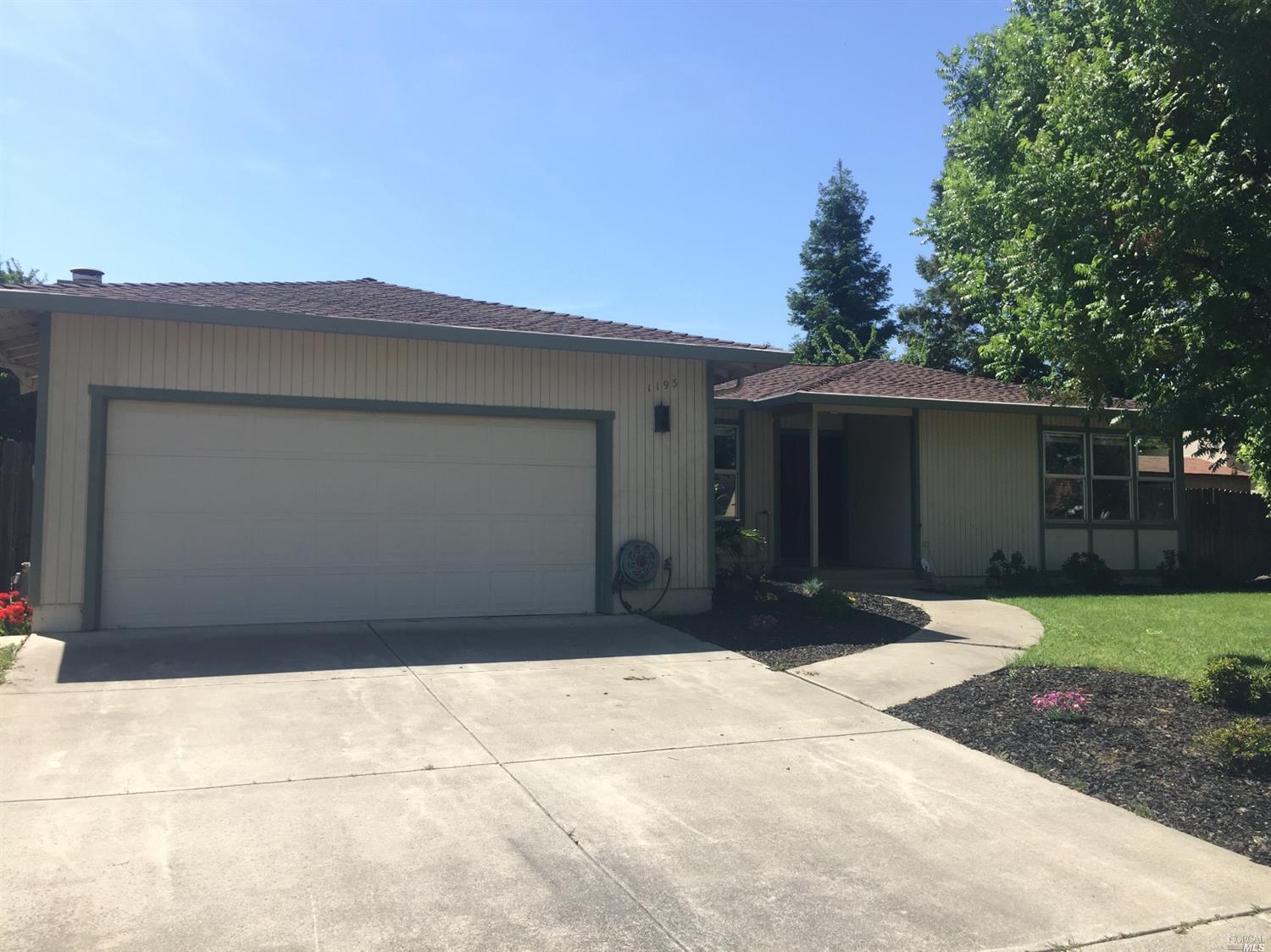 1195 Parkgreen Dr, Dixon, CA 95620 photo 36