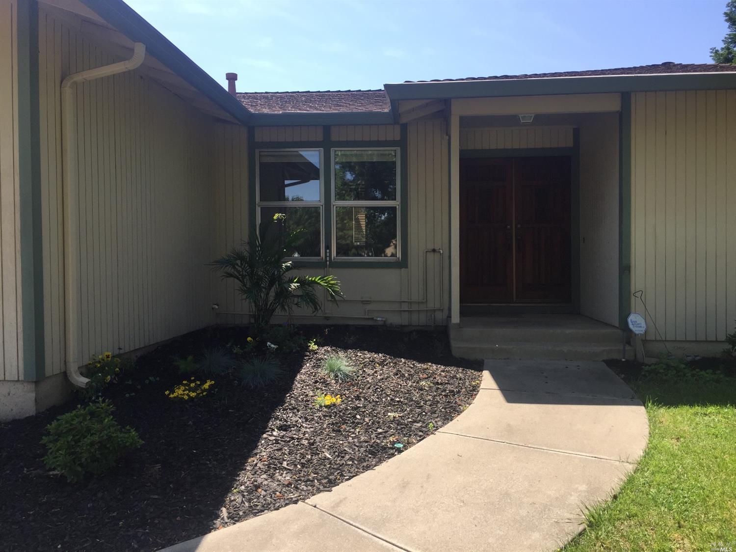 1195 Parkgreen Dr, Dixon, CA 95620 photo 3
