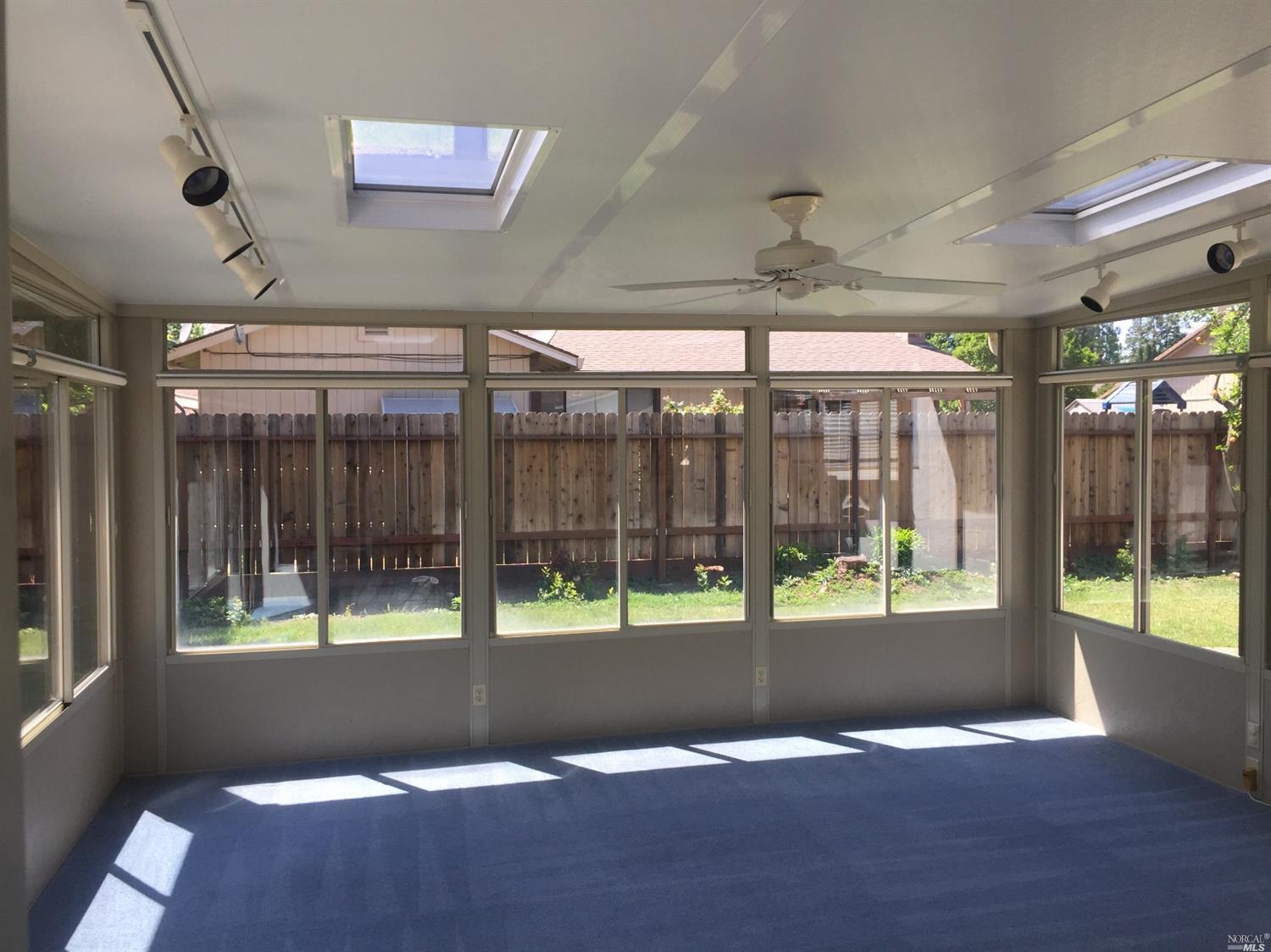 1195 Parkgreen Dr, Dixon, CA 95620 photo 17
