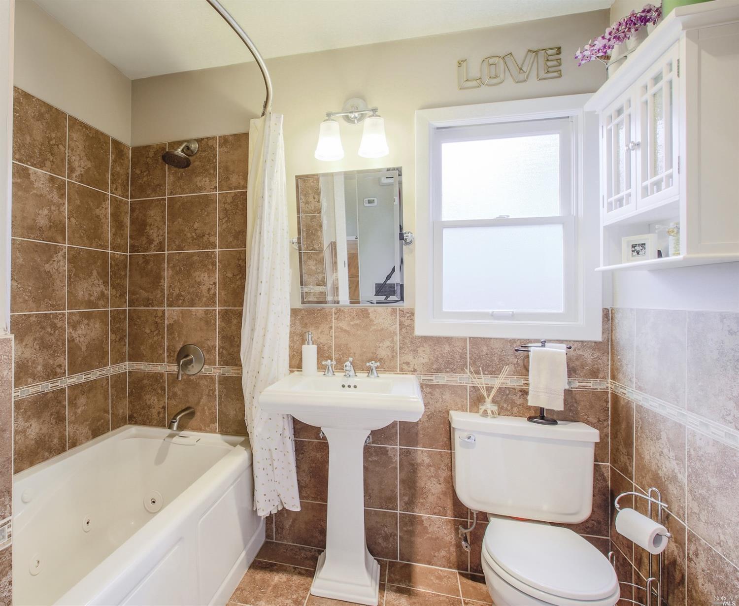 8 Echo Ave, Corte Madera, CA 94925 photo 24