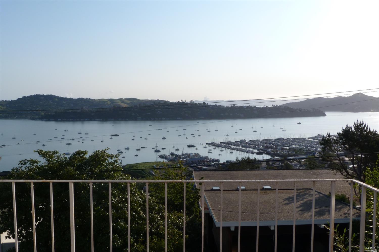 3 Wray Ave, Sausalito, CA 94965 photo 1
