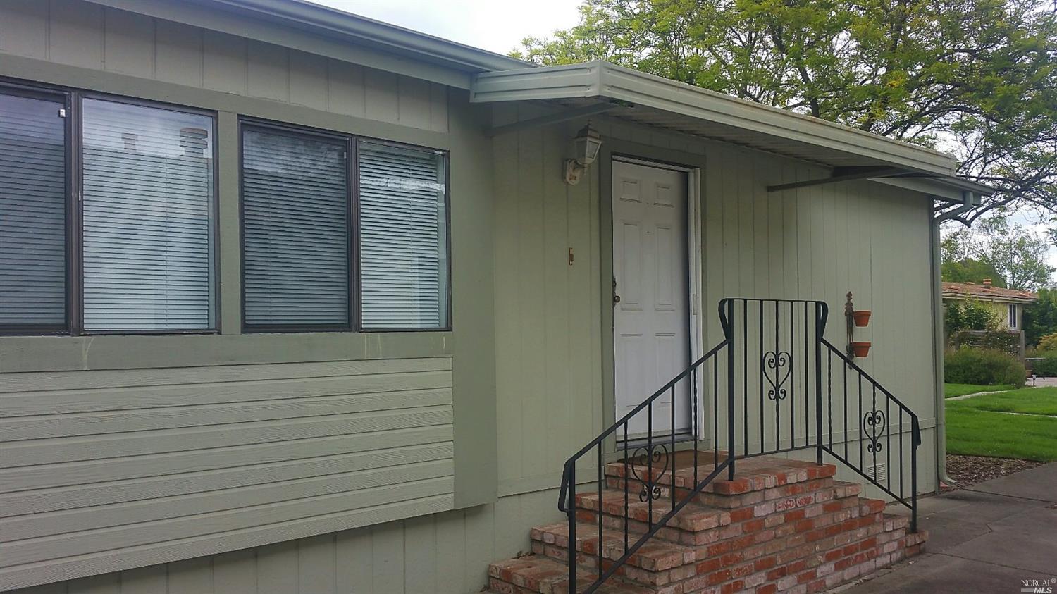 1561 Crown Rd, Petaluma, CA 94954 photo 3