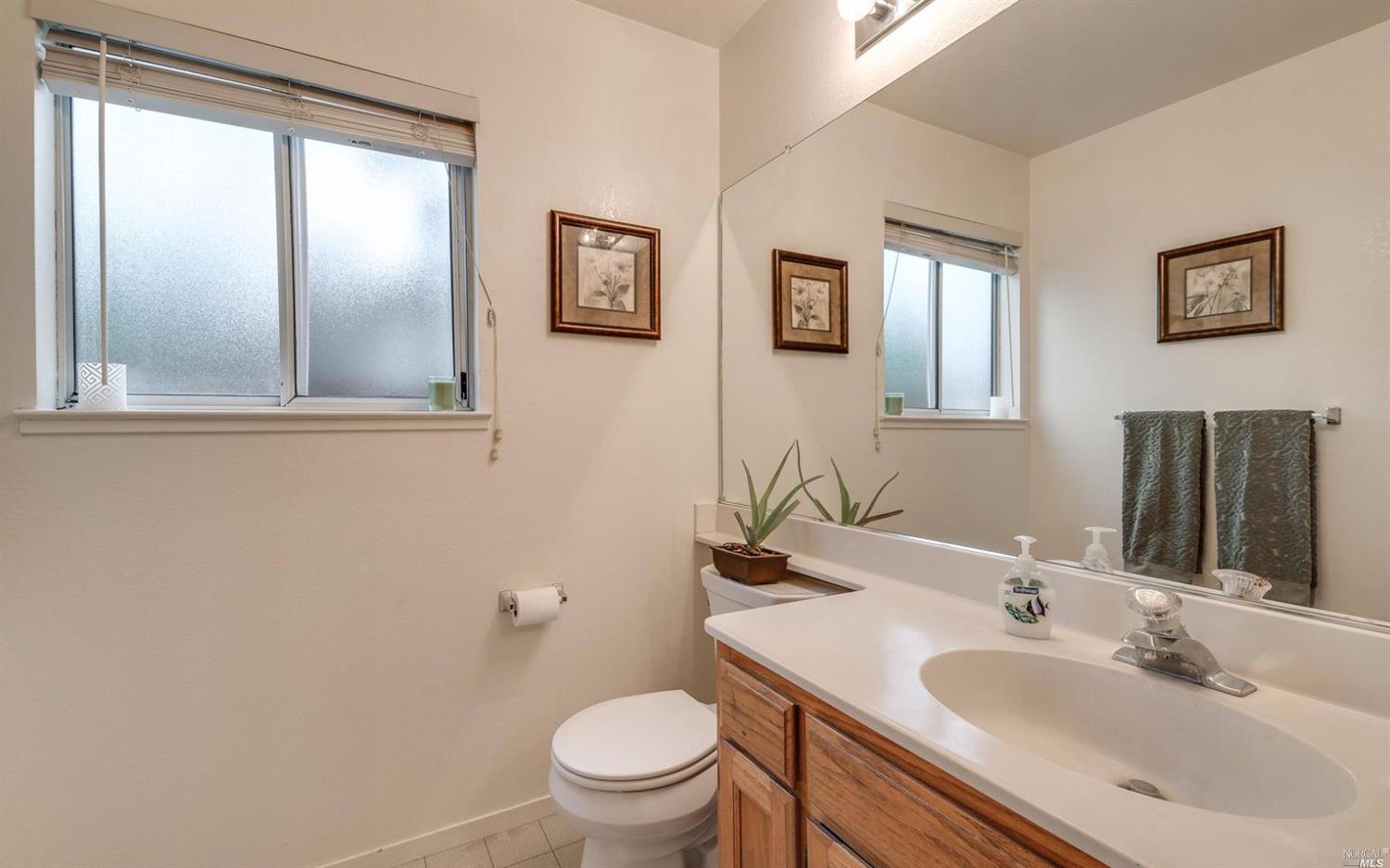 110 Keyt Way, Cotati, CA 94931 photo 17