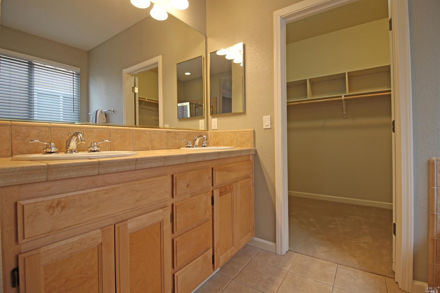 8143 Luisa Way, Windsor, CA 95492 photo 11