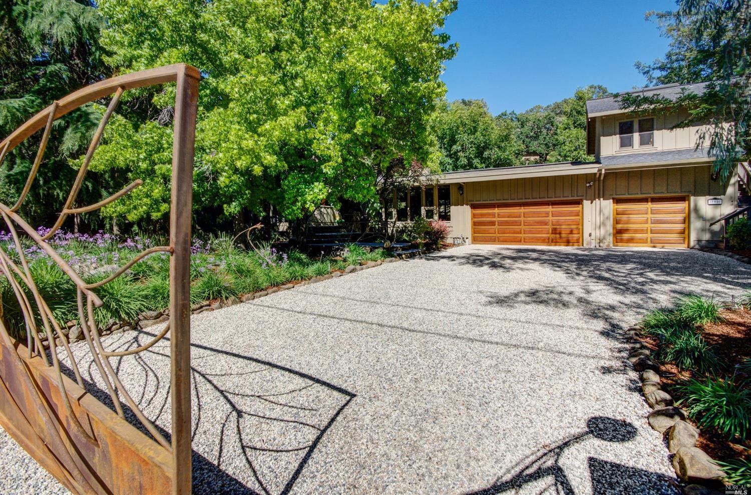 790 Michael Dr, Sonoma, CA 95476 photo 2
