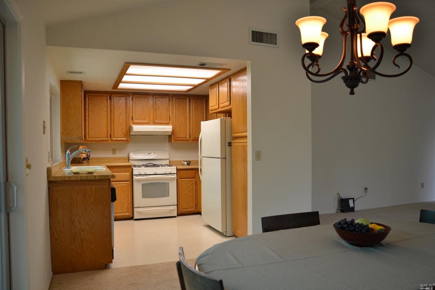 225 Robin Ave, Cotati, CA 94931 photo 6