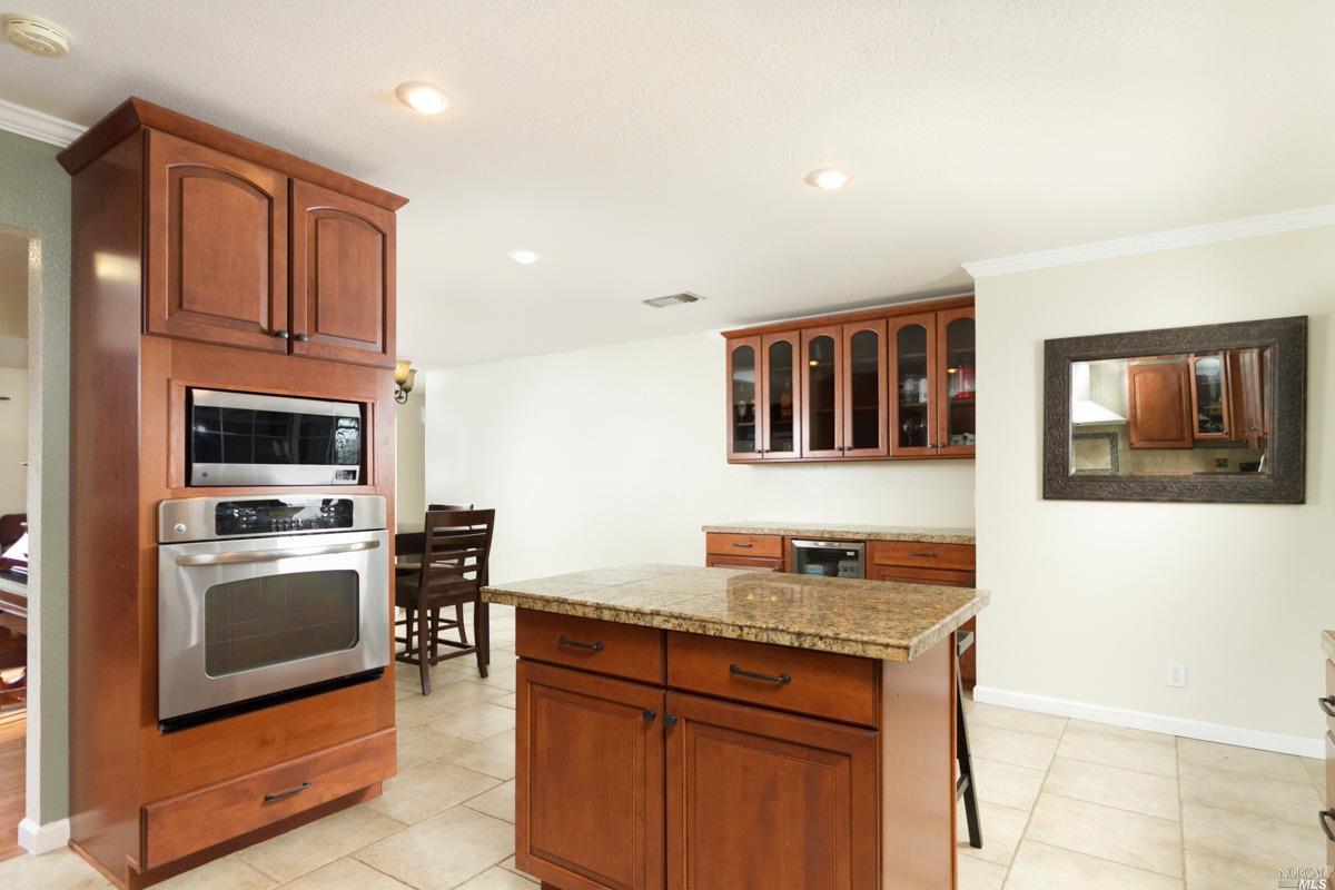 635 Devonshire Dr, Dixon, CA 95620 photo 7