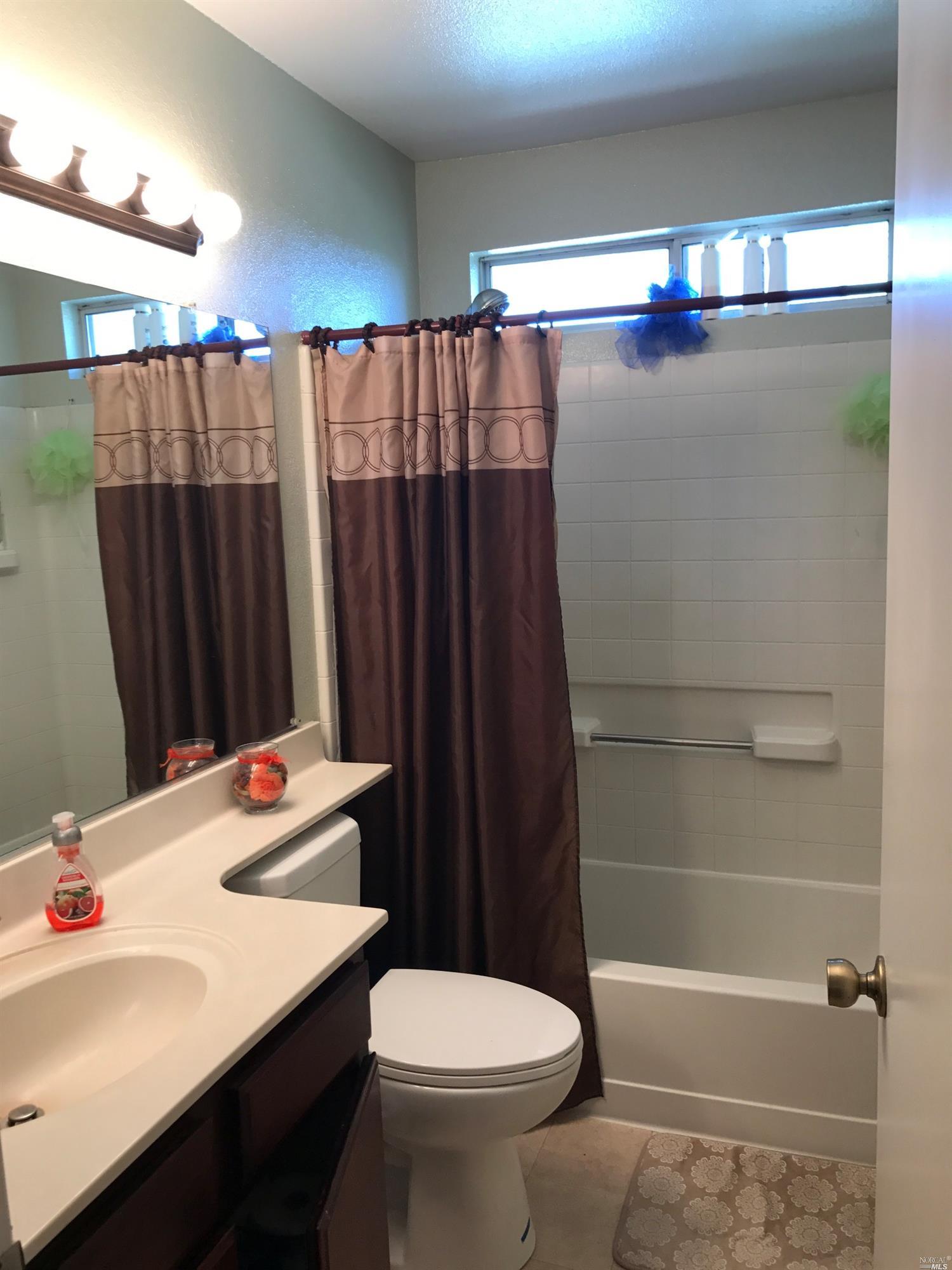 385 Cotta Way, Vallejo, CA 94589 photo 6
