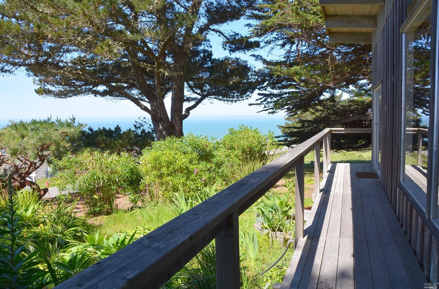 9518 Goat Hill Rd, Jenner, CA 95450 photo 3