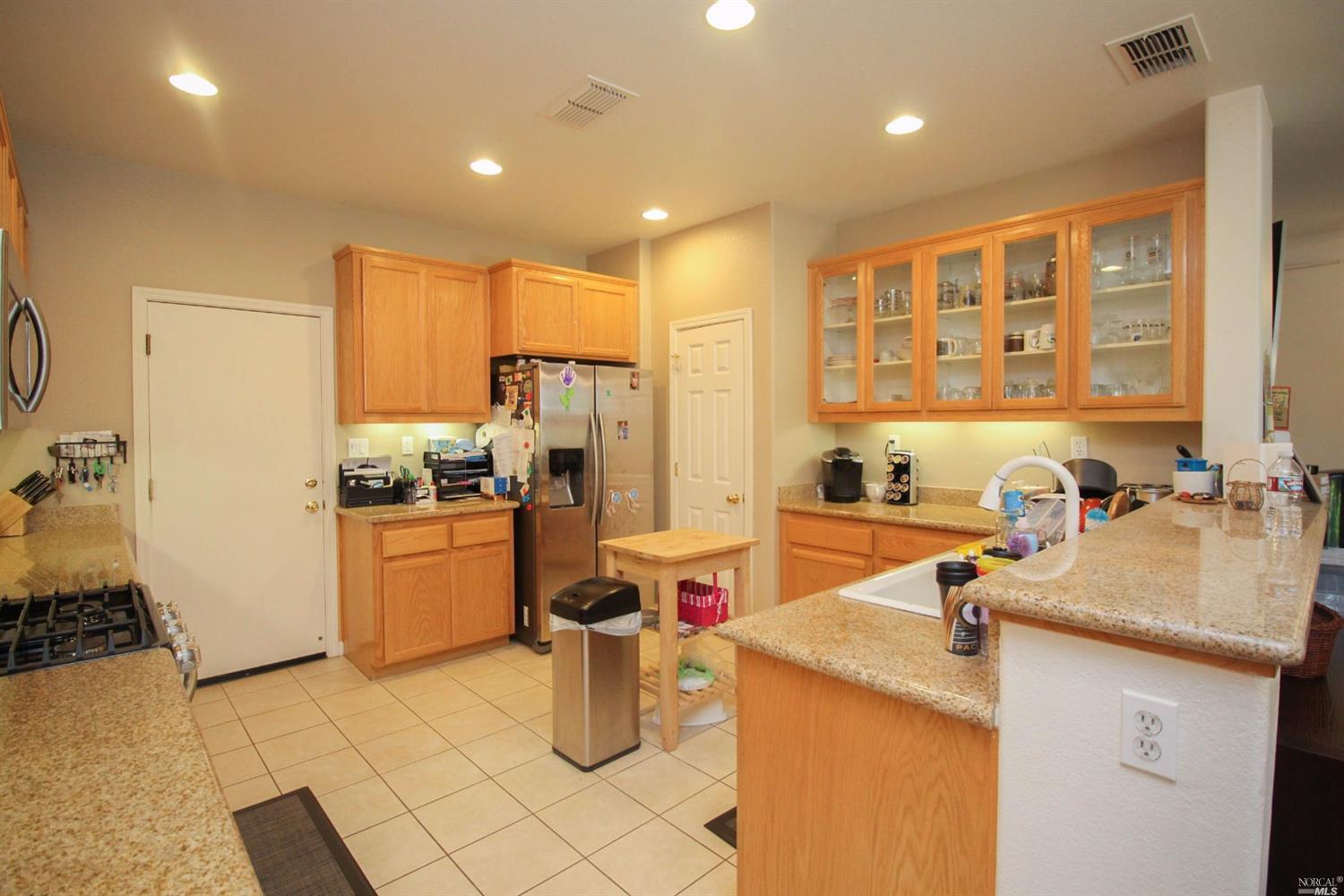 2325 Campbell Cir, Fairfield, CA 94533 photo 14