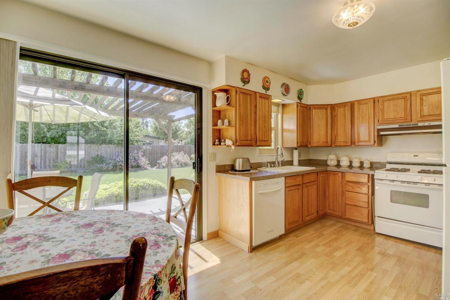 1436 E Madison St, Petaluma, CA 94954 photo 18