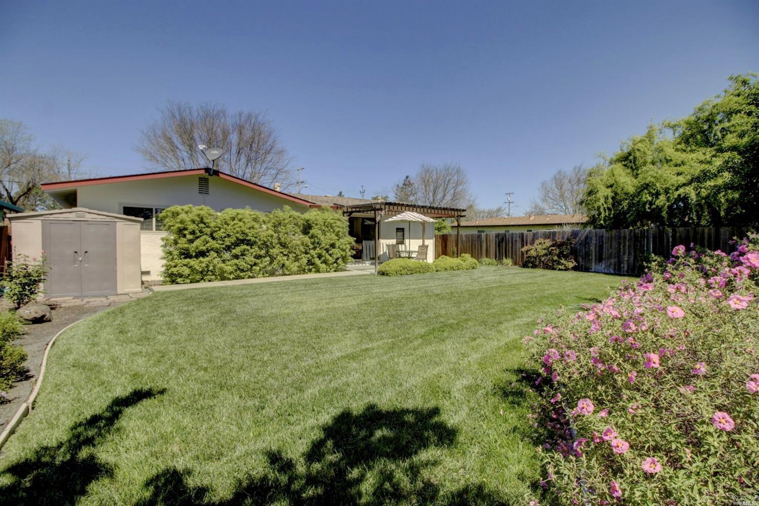 1436 E Madison St, Petaluma, CA 94954 photo 6