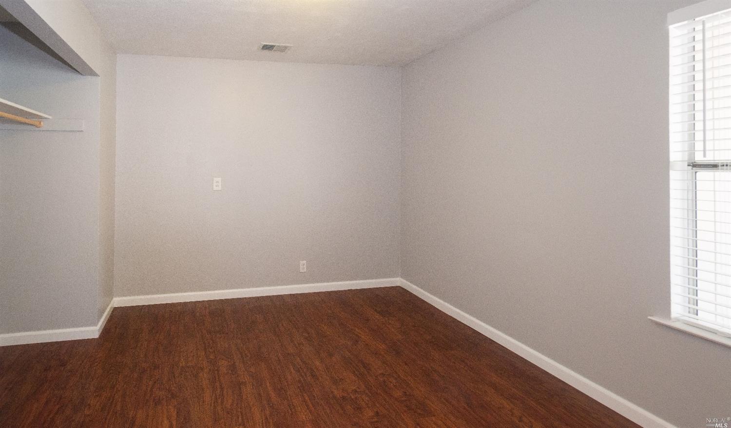 647 Quartz Ln, Vallejo, CA 94589 photo 14