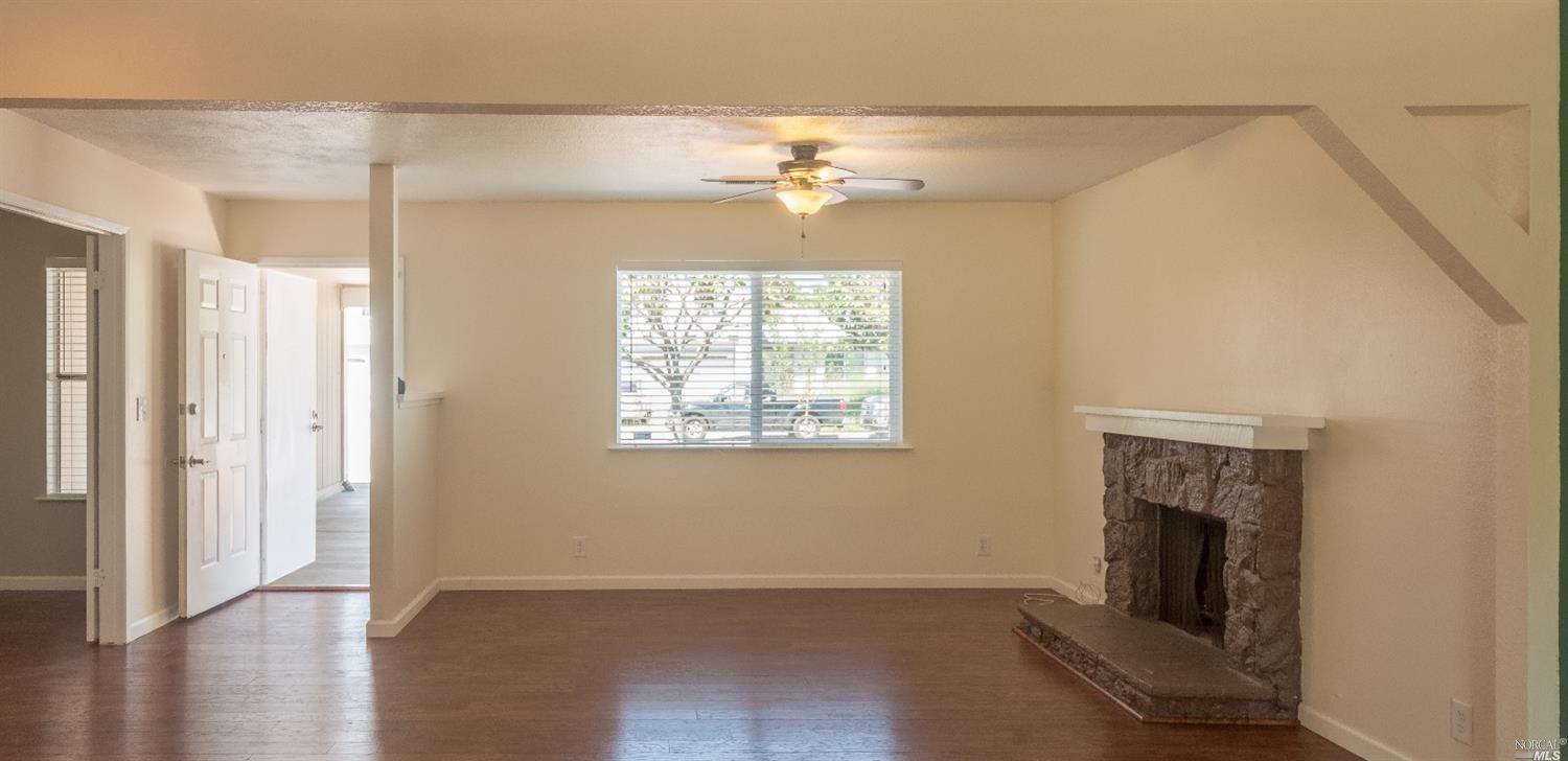 647 Quartz Ln, Vallejo, CA 94589 photo 11