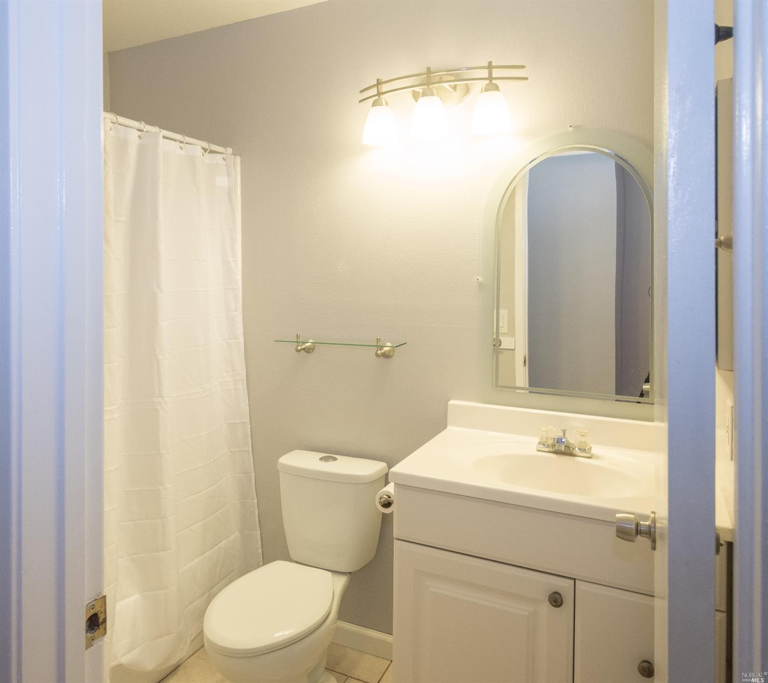 647 Quartz Ln, Vallejo, CA 94589 photo 17