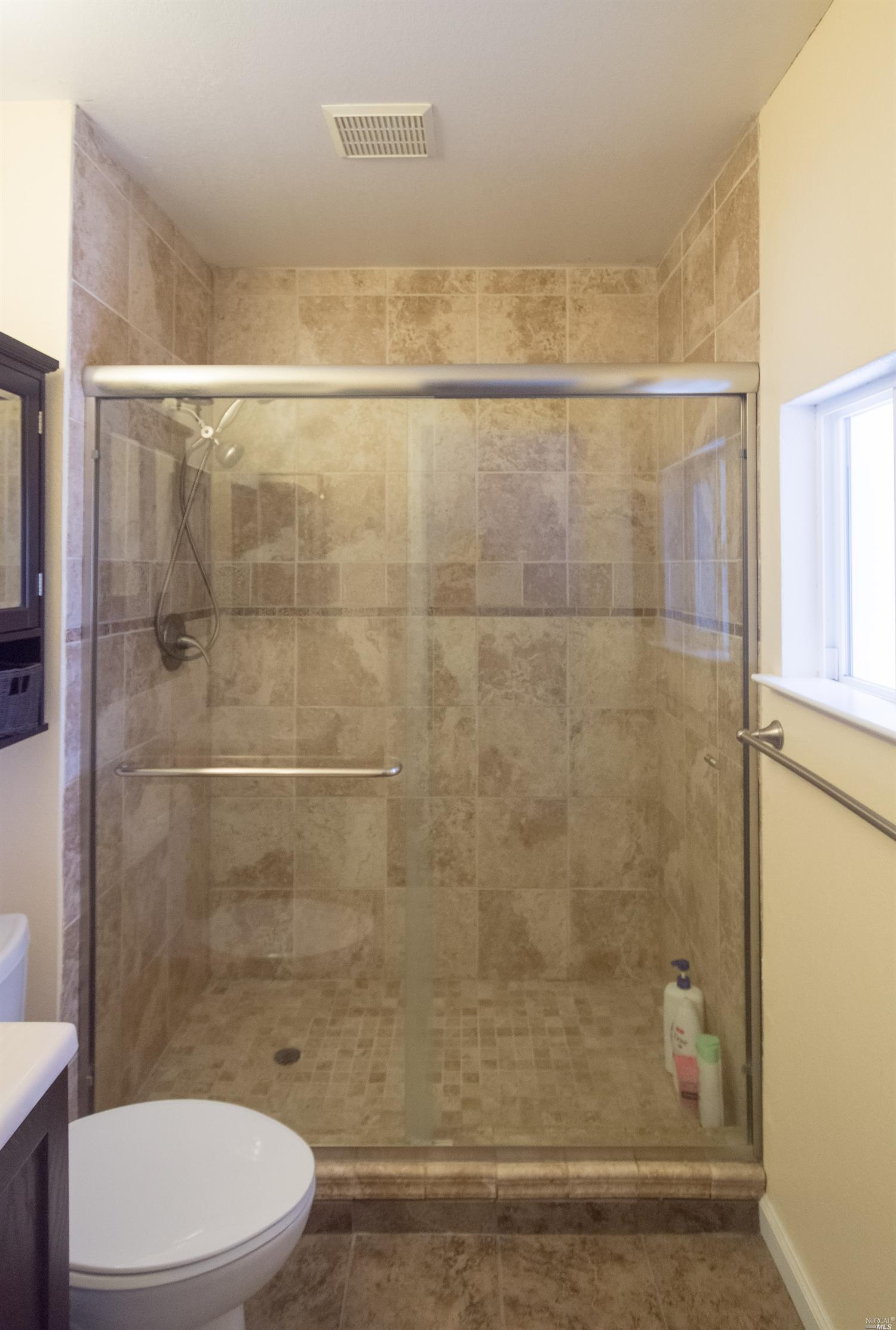 647 Quartz Ln, Vallejo, CA 94589 photo 28