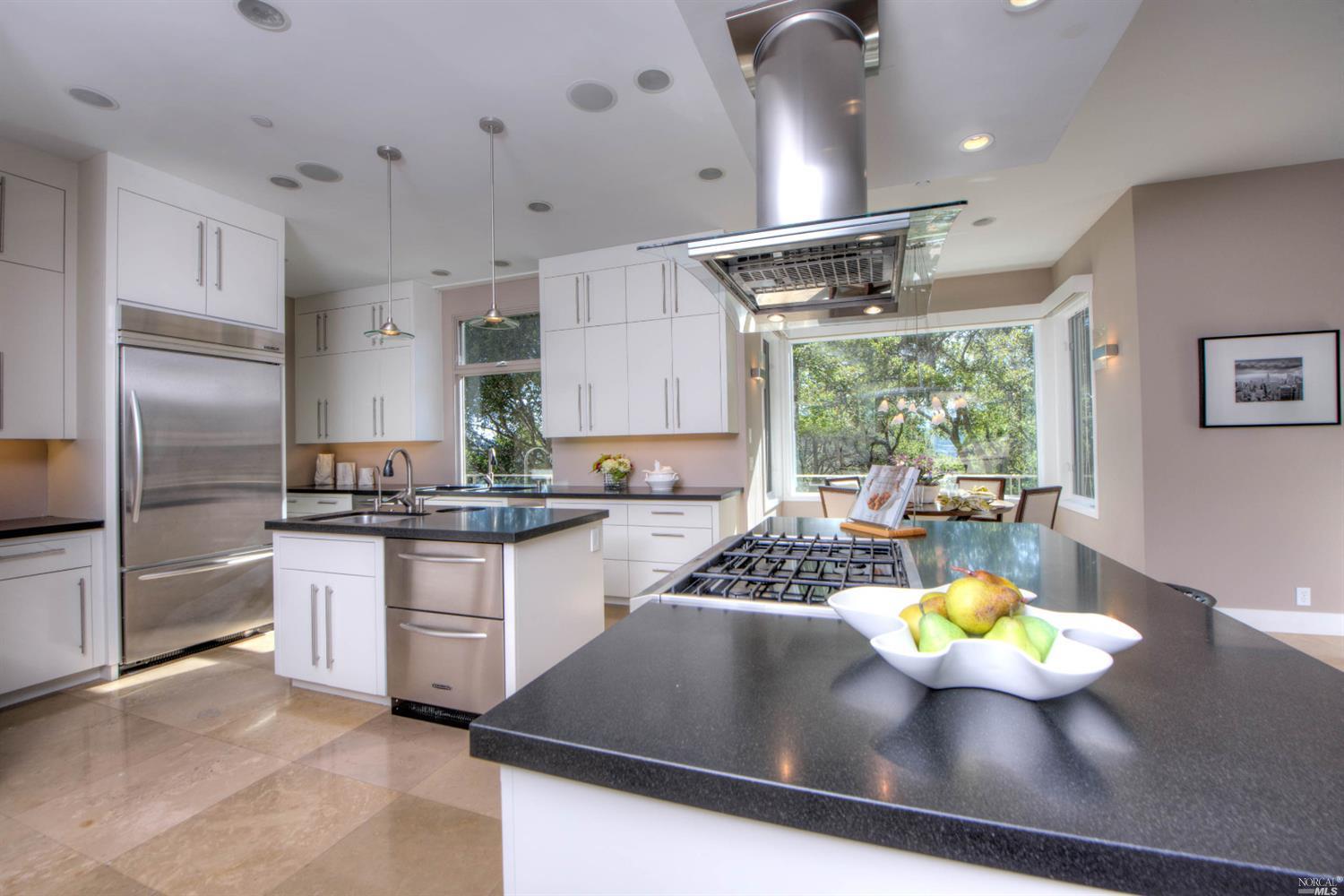 83 Round Hill Rd, Tiburon, CA 94920 photo 7