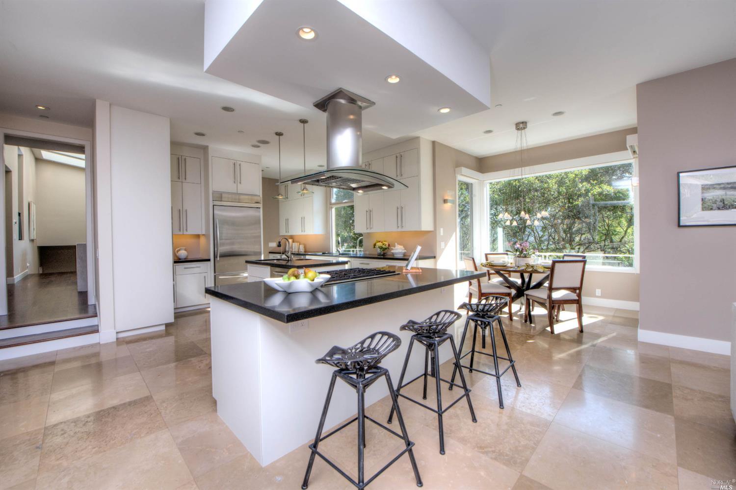 83 Round Hill Rd, Tiburon, CA 94920 photo 8
