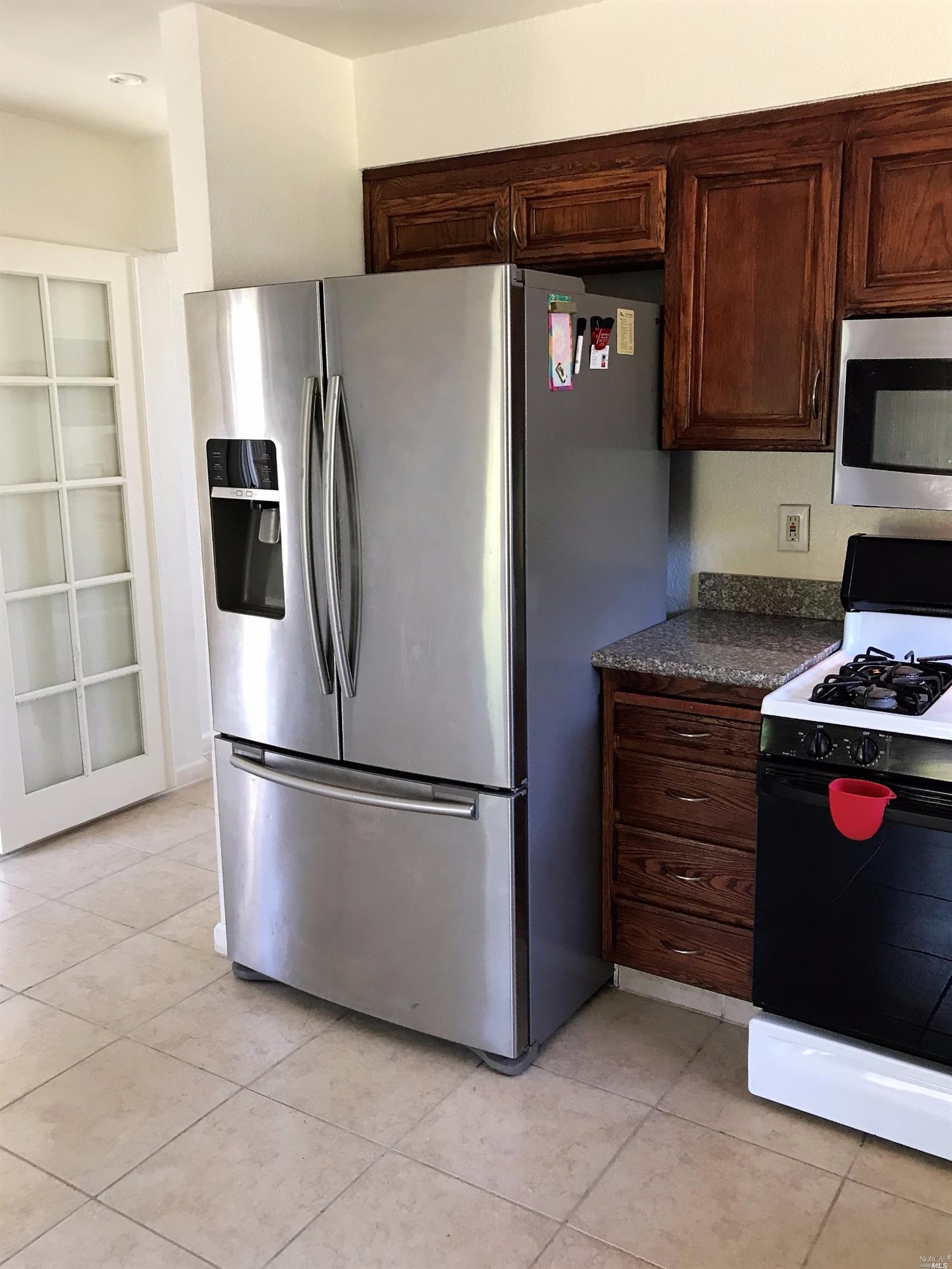 154 Royal Ct, Vallejo, CA 94591 photo 10