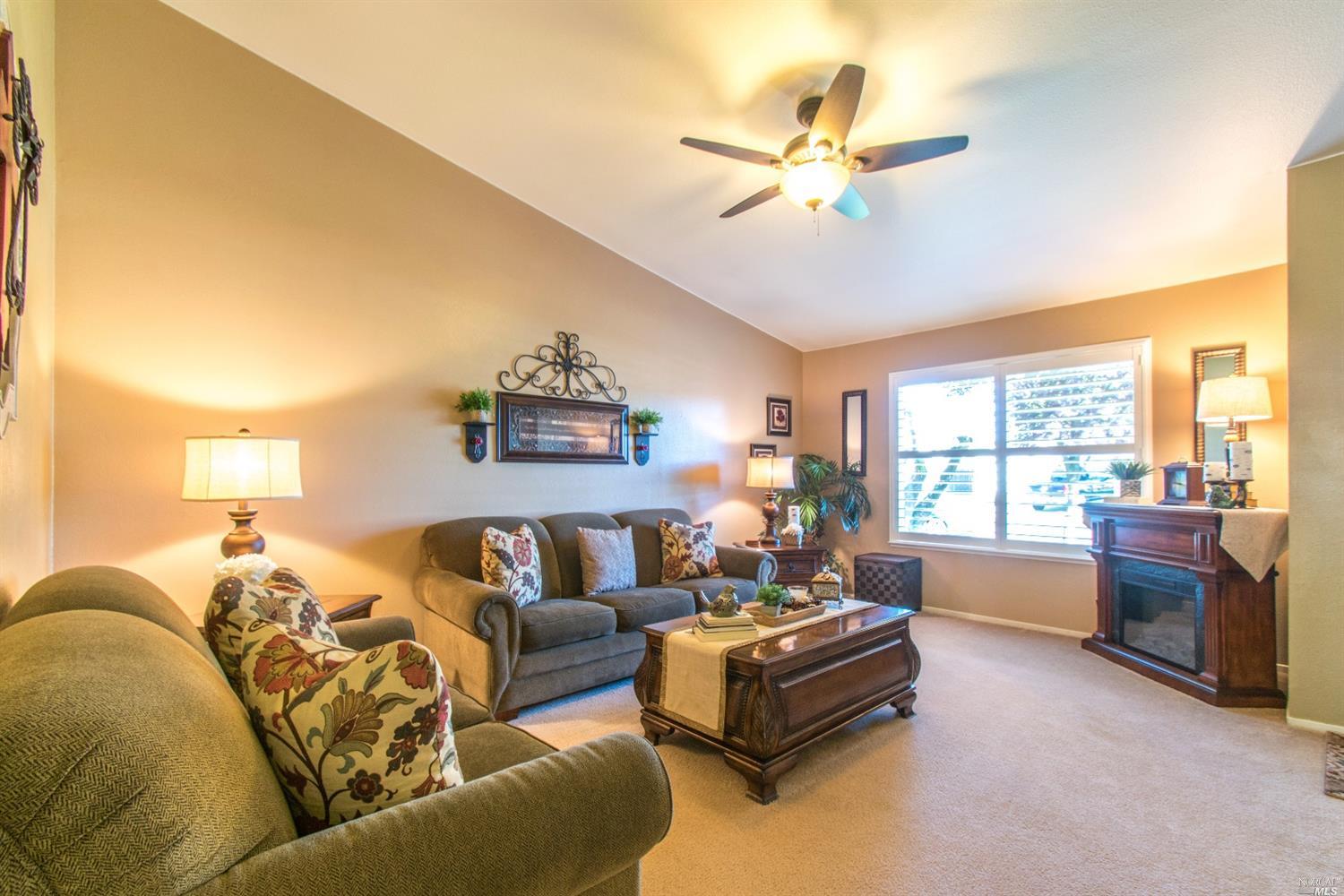 438 Robert Rd, Vacaville, CA 95687 photo 10
