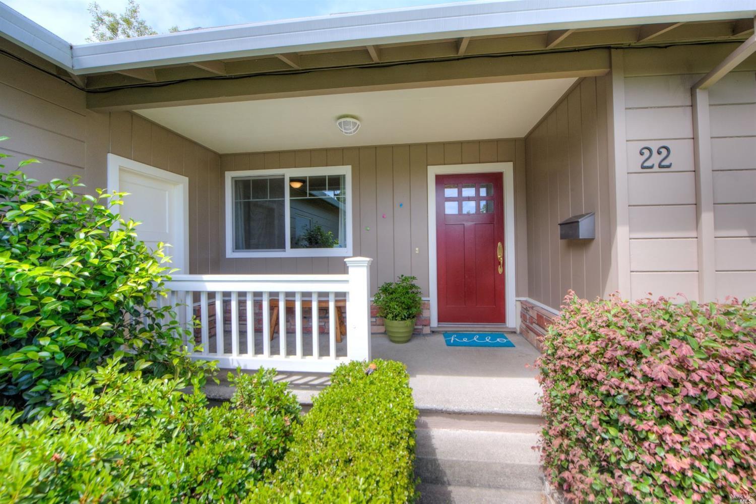 22 Seminole Ave, Corte Madera, CA 94925 photo 2