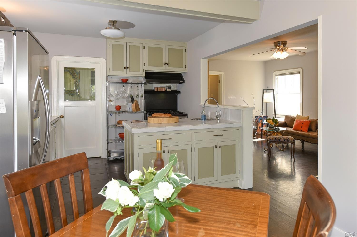 1415 E St, Napa, CA 94559 photo 6