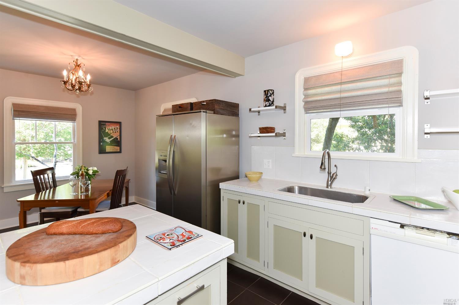 1415 E St, Napa, CA 94559 photo 9
