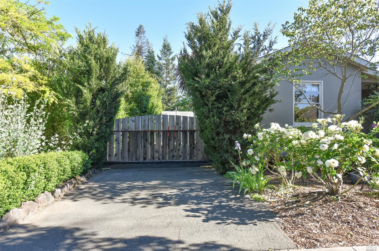 1415 E St, Napa, CA 94559 photo 24