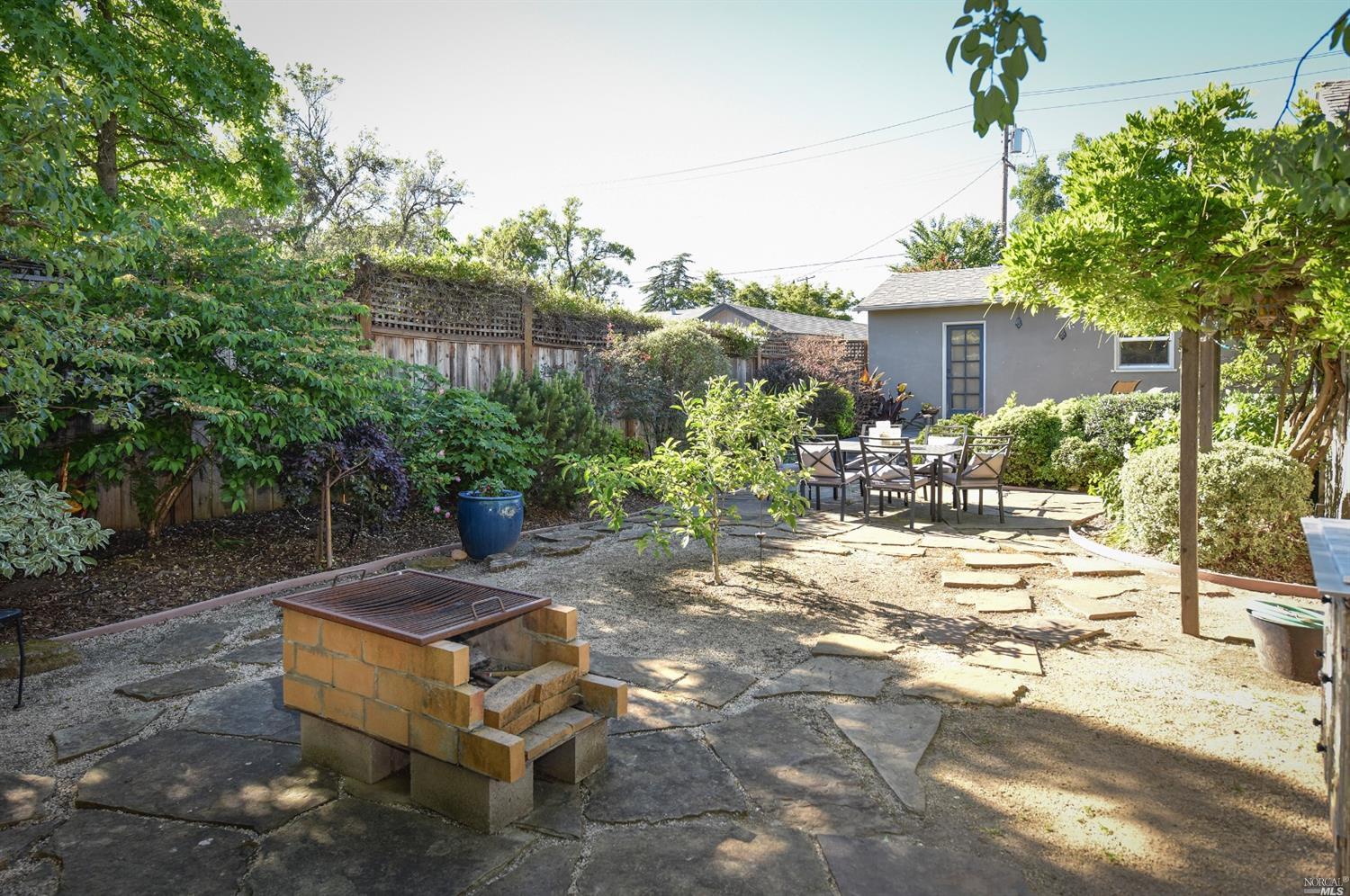 1415 E St, Napa, CA 94559 photo 28