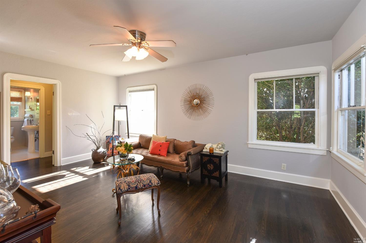 1415 E St, Napa, CA 94559 photo 3