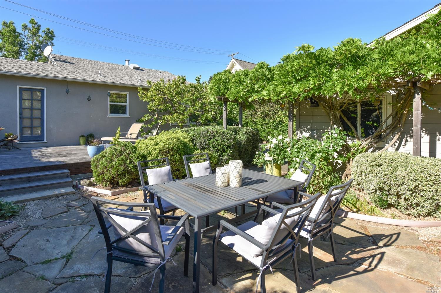 1415 E St, Napa, CA 94559 photo 32