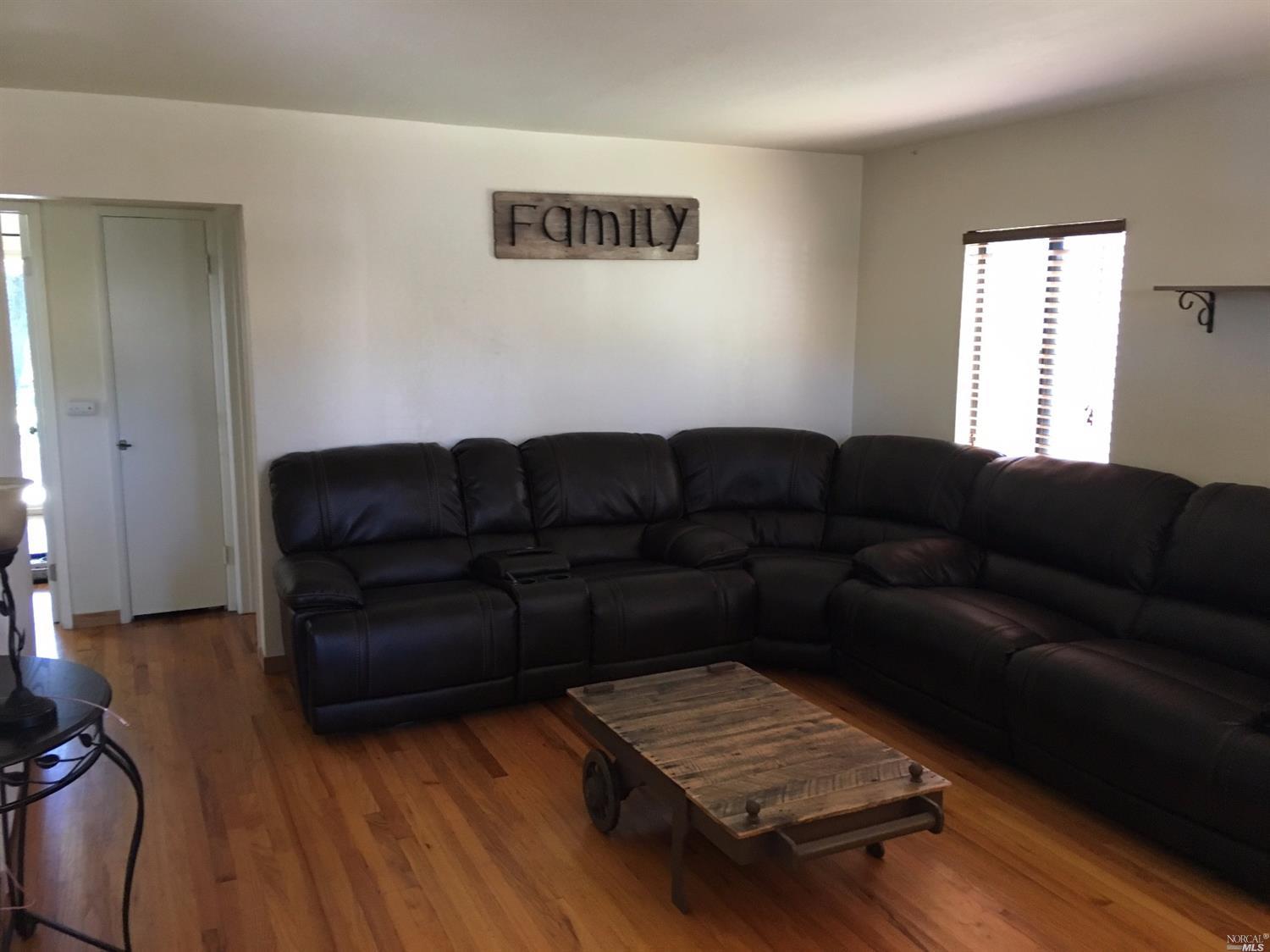53 Balboa Ave, Vallejo, CA 94591 photo 4