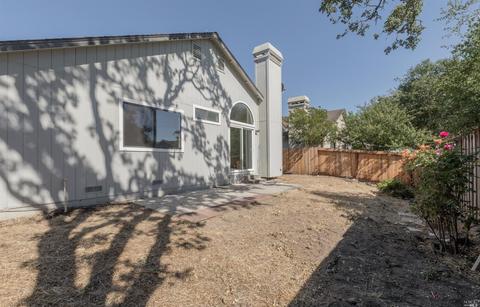 10951 Rio Ruso Dr, Windsor, CA 95492 photo 3
