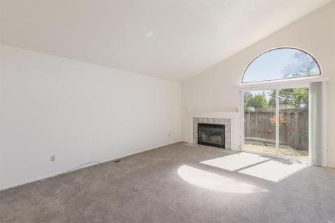 10951 Rio Ruso Dr, Windsor, CA 95492 photo 12