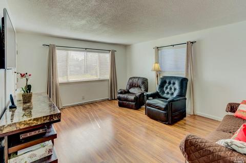2107 Cambridge Dr, Fairfield, CA 94533 photo 24
