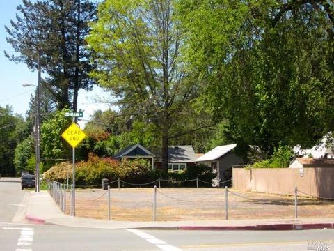 690 S Main St, Willits, CA 95490 photo 1