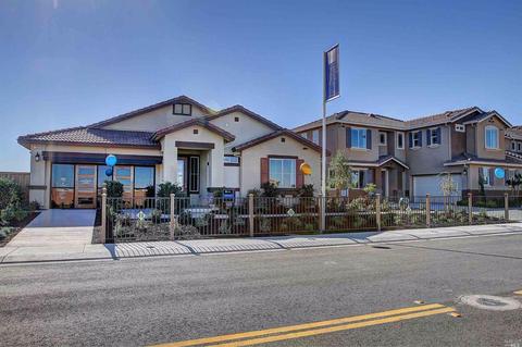 130 Crescent Dr, Vacaville, CA 95688 photo 3