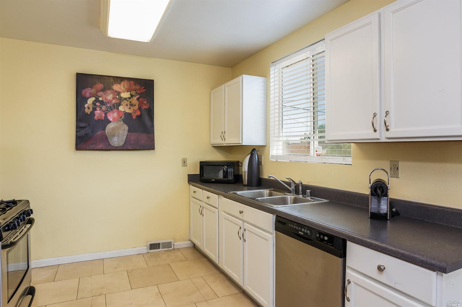 32 D St, Vallejo, CA 94590 photo 9